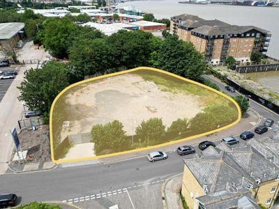 Property Image for Clifton Slipways, Stuart Road, Gravesend DA11 0BS
