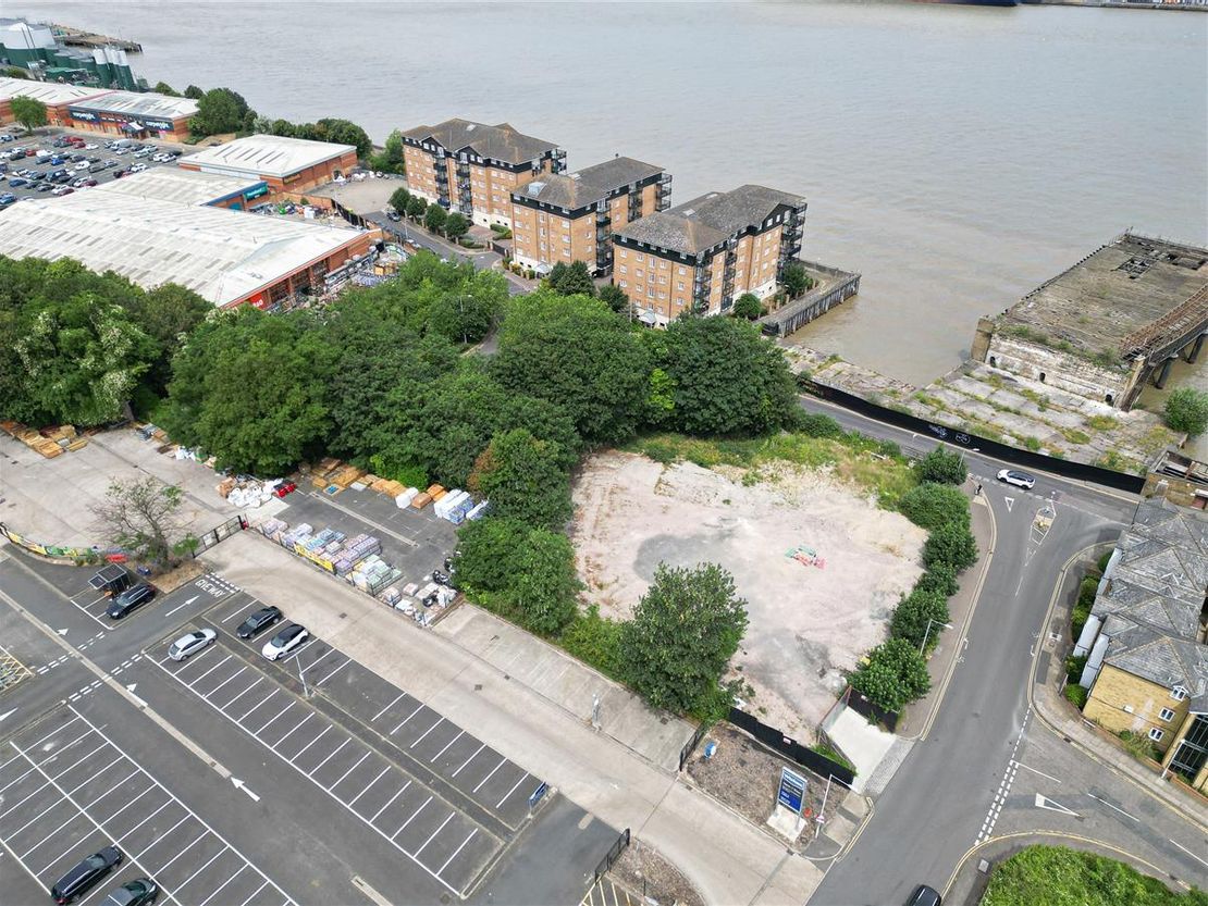 Clifton Slipways, Stuart Road, Gravesend DA11 0BS