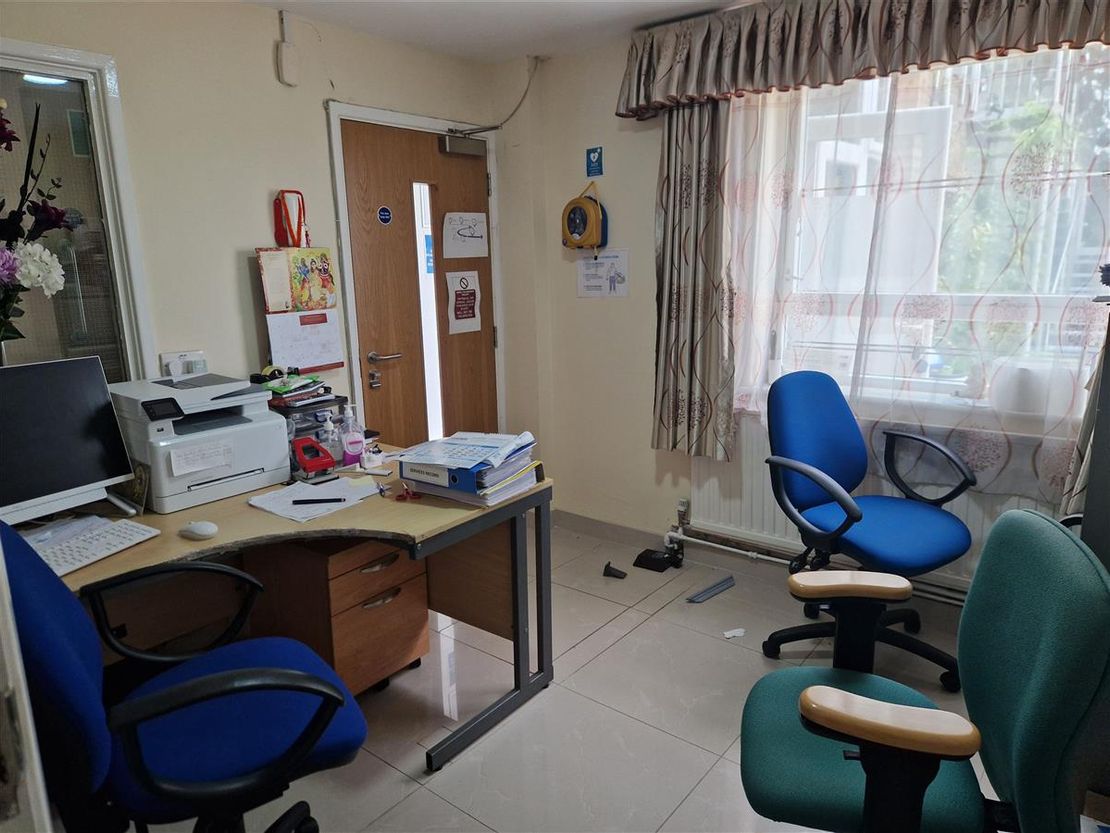 Mayapur House, 2a Station Rd, Radlett WD7 8JX