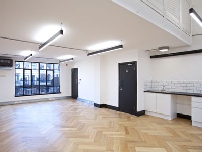 Property Image for Islington Studio, Linthwaite Business Centre, Manchester Road, Linthwaite, London, Greater London, N19 4NF
