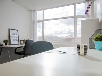 Property Image for BSS House, Cheney Manor Industrial Estate, Swindon, Wiltshire, SN2 2PJ