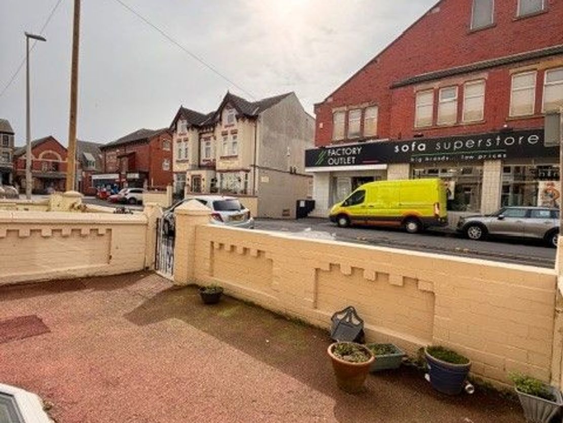 Bridges Guesthouse 10 General Street, Blackpool, FY1