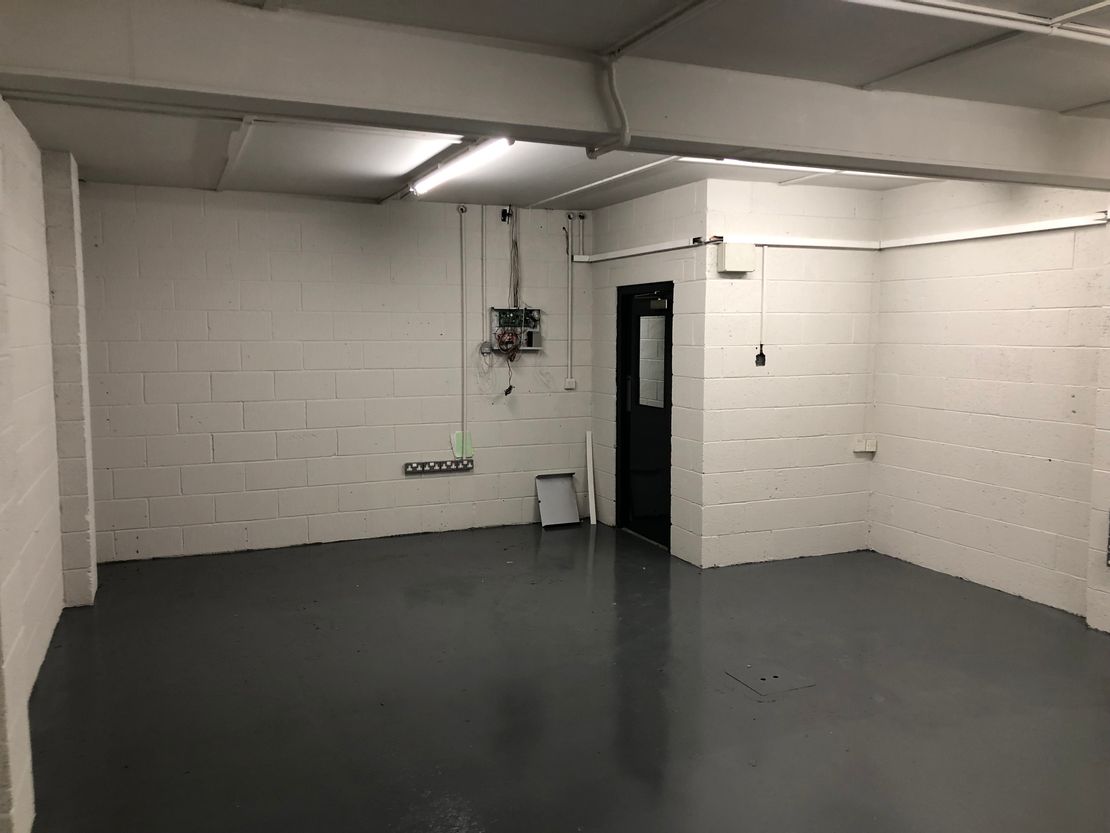 Unit 6 Hoyer Industrial Estate, South Road, Ellesmere Port, CH65 4LE