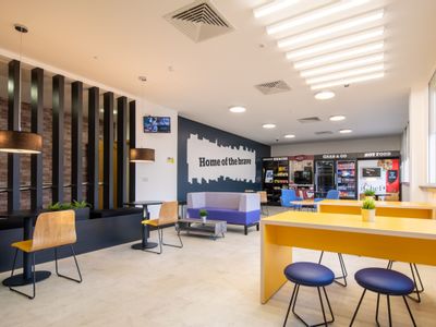 Property Image for iMex Centre, 575-599 Maxted Road, Hemel Hempstead, Hertfordshire, HP2 7DX