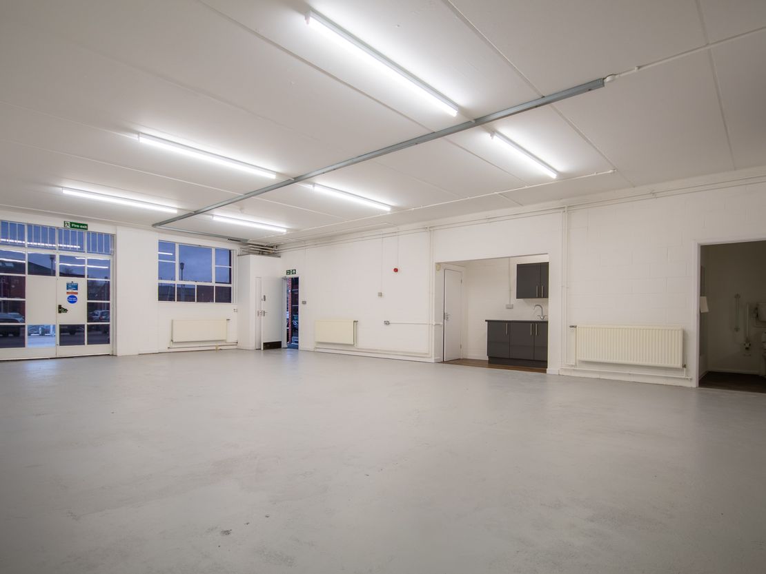 Morelands Trading Estate, Bristol Road, Gloucester, Gloucestershire, GL1 5RZ