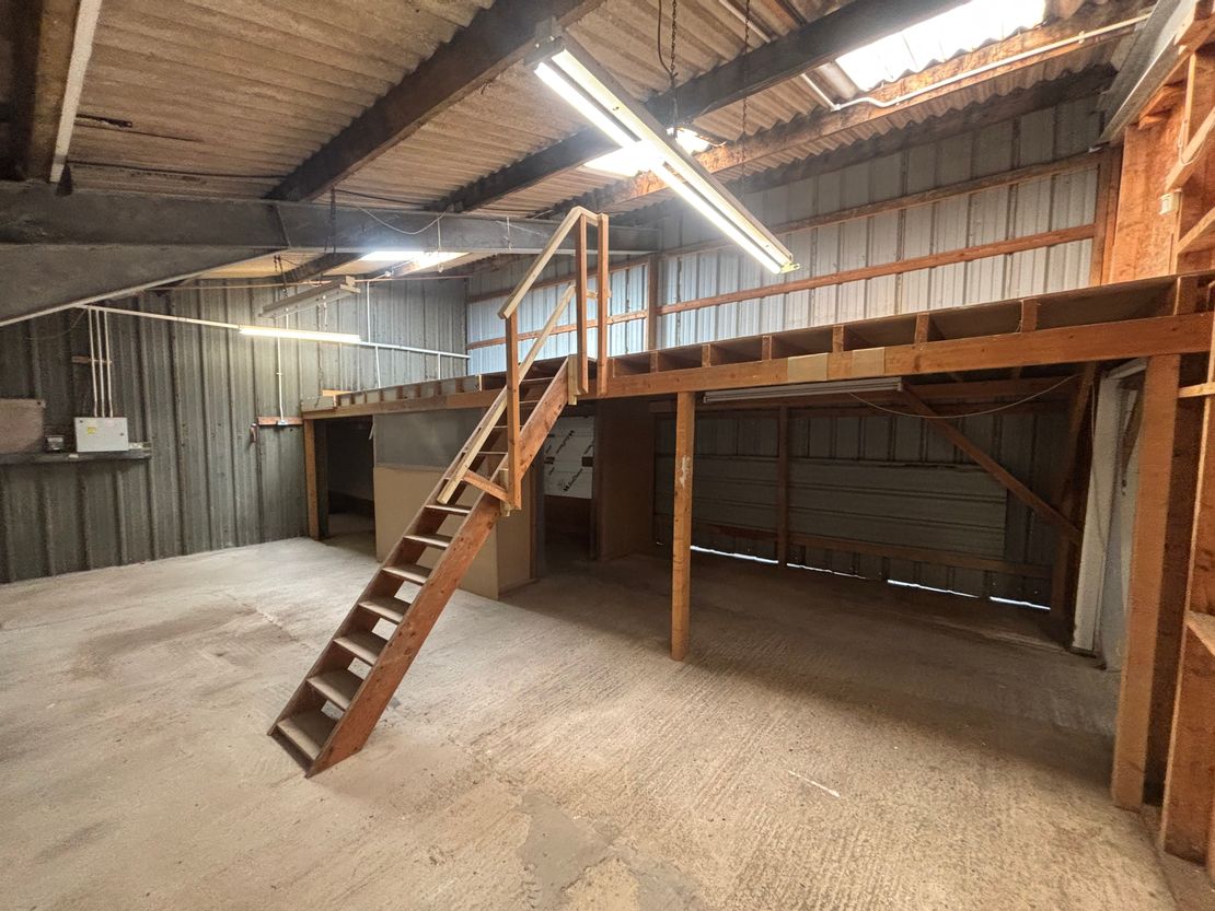 Unit 24 Greys Green Farm, Greys Green, Rotherfield Greys, Henley-On-Thames, Oxfordshire, RG9 4QG