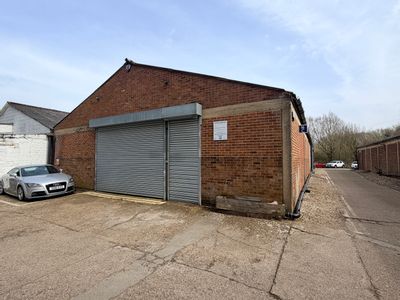 Property Image for 16C Mimram Road, Hertford, Hertfordshire, SG14 1NN