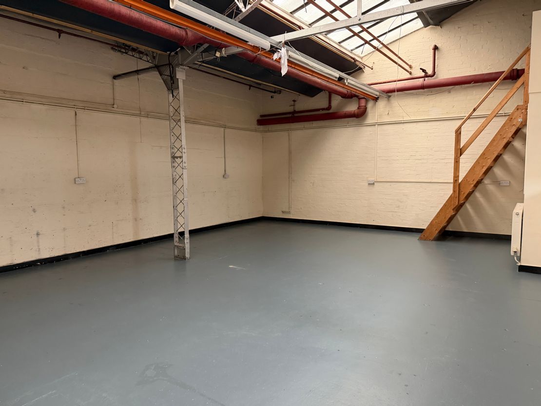 Unit 9, Tonbridge Works, Tonbridge Road, Romford, Greater London, RM3 8TS