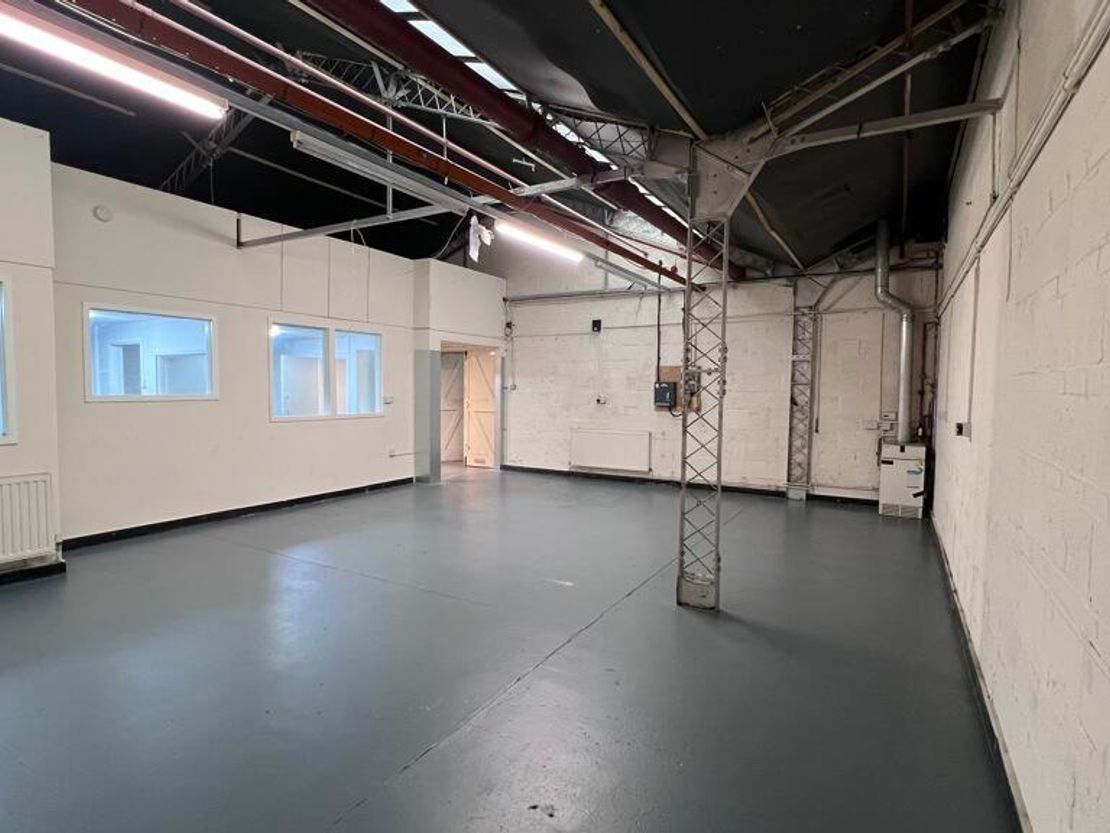 Unit 9, Tonbridge Works, Tonbridge Road, Romford, Greater London, RM3 8TS