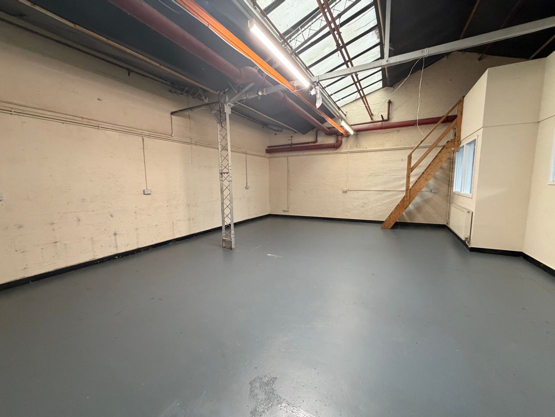 Unit 9, Tonbridge Works, Tonbridge Road, Romford, Greater London, RM3 8TS