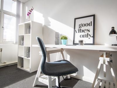 Property Image for Hollinwood Business Centre, Albert Street, Hollinwood, Oldham, Lancashire, OL8 3QL