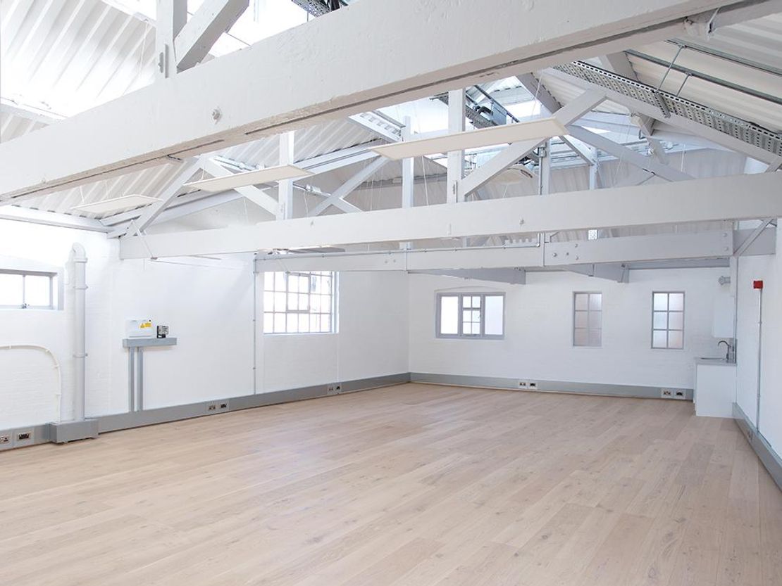 Islington Studio, Linthwaite Business Centre, Marlborough Road, London, Greater London, N19 4NF
