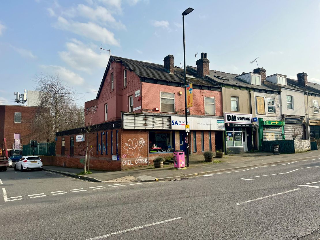 323-325 Abbeydale Road, Sheffield, S7 1FS