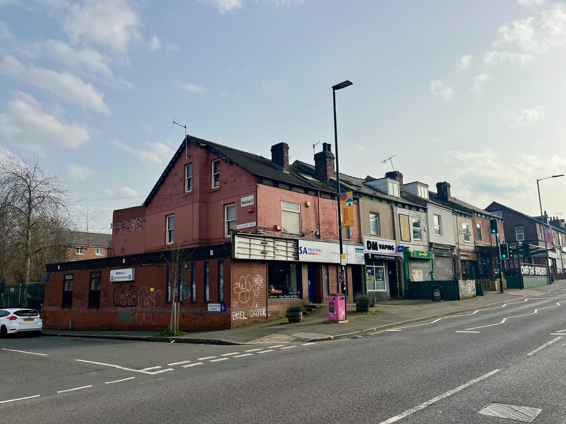 323-325 Abbeydale Road, Sheffield, S7 1FS