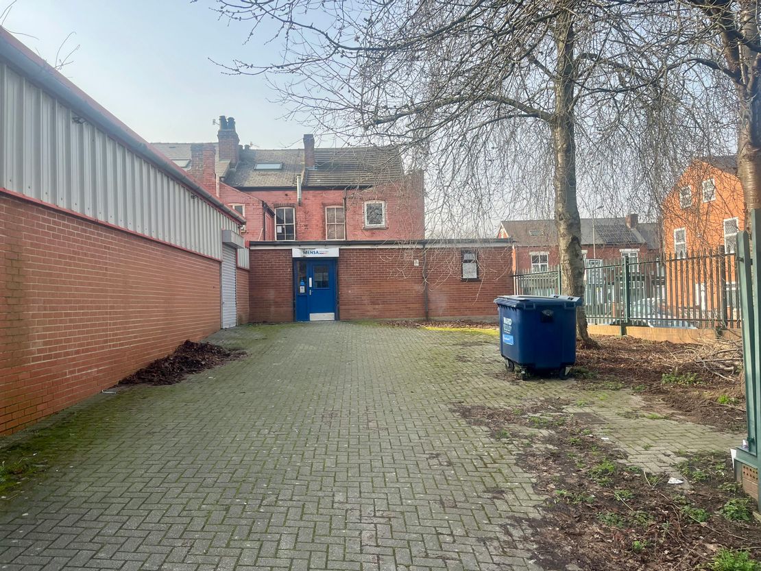 323-325 Abbeydale Road, Sheffield, S7 1FS