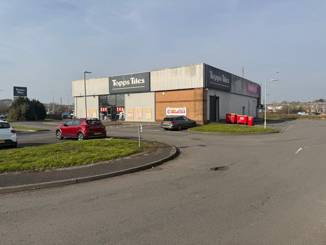 Unit 2  Trostre Retail Park, Llanelli SA14 9UY