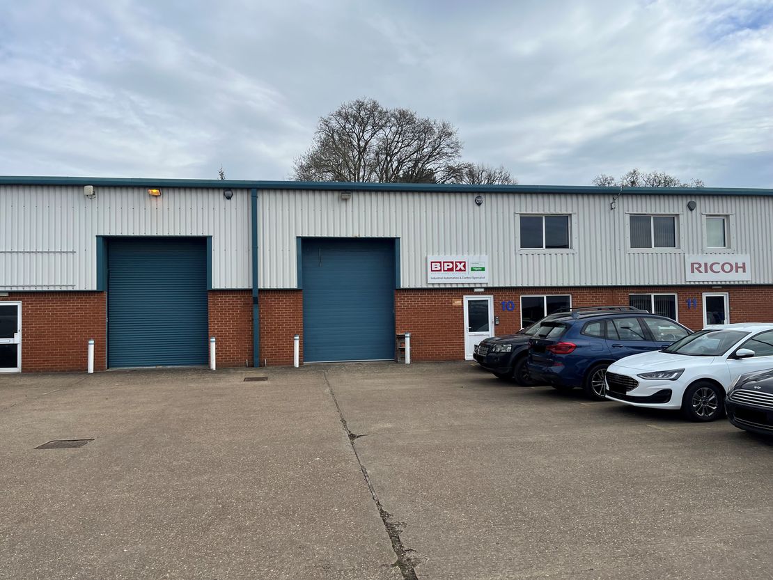 Unit 10 Westlink, Belbins Business Park, Cupernham Lane, Romsey, Hampshire, SO51 7AA