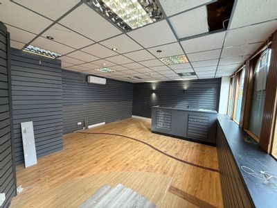 Property Image for 8 Hall Gate, Doncaster, South Yorkshire, DN1 3LU