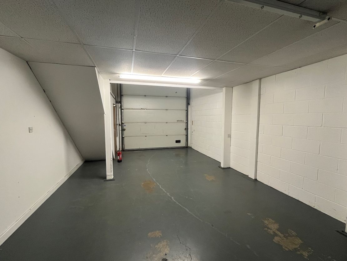Unit 6, Bridgegate Centre, Welwyn Garden City, Hertfordshire, AL7 1JG
