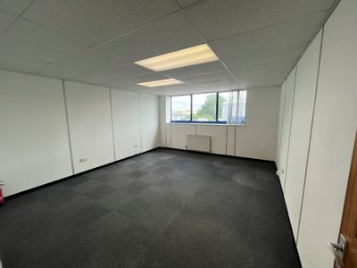 Property Image for Unit 6, Bridgegate Centre, Welwyn Garden City, Hertfordshire, AL7 1JG