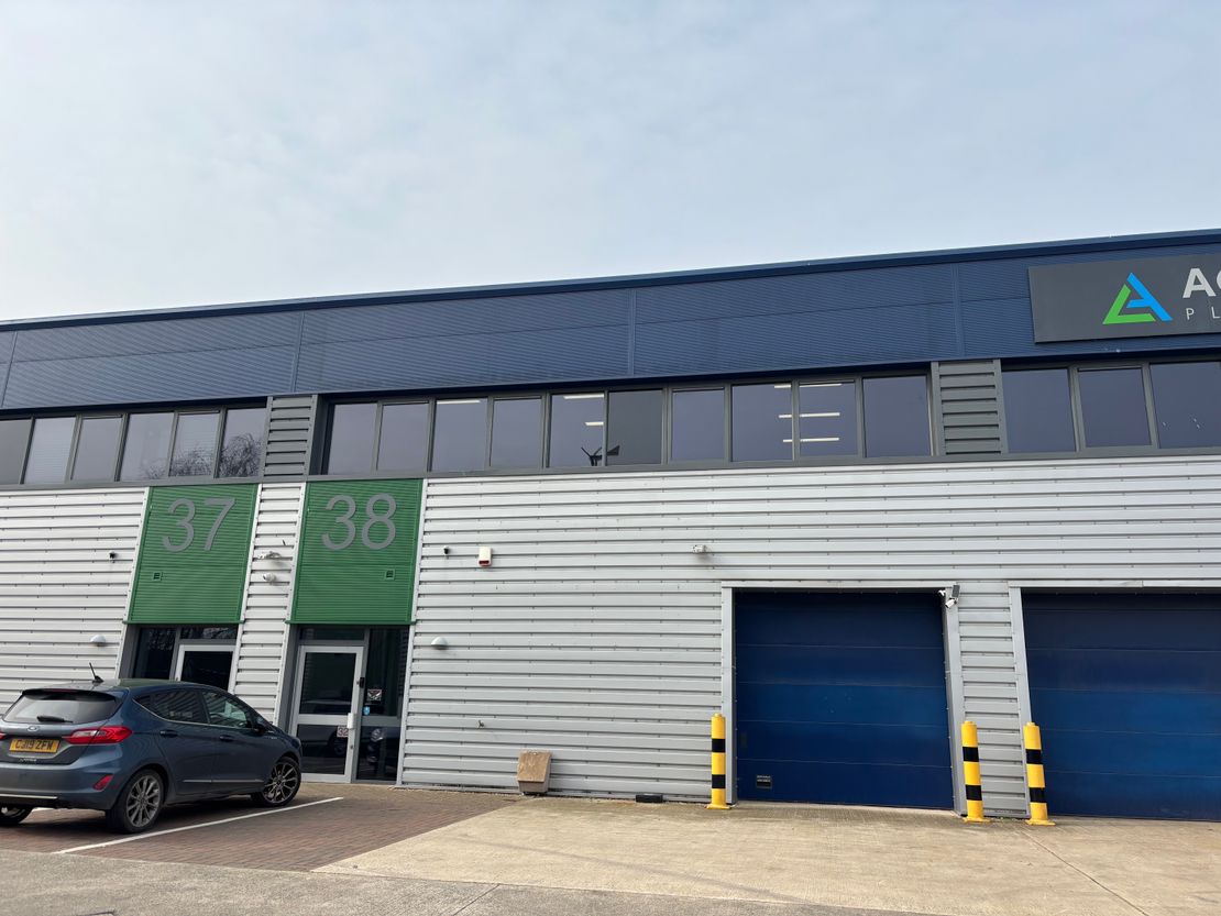 Unit 38, 32 Goulds Close, Bletchley, Milton Keynes, MK1 1EQ