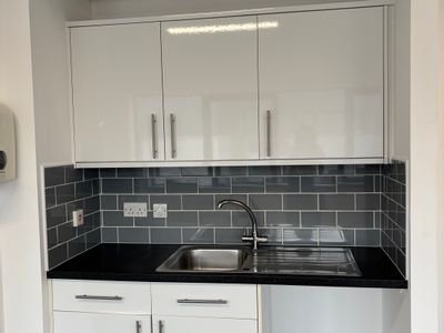 Property Image for Unit 38, 32 Goulds Close, Bletchley, Milton Keynes, MK1 1EQ