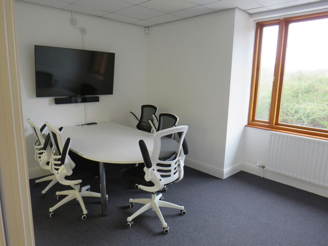 9 Oriel Court, Omega Park, Wilsom Road, Alton, GU34 2YT