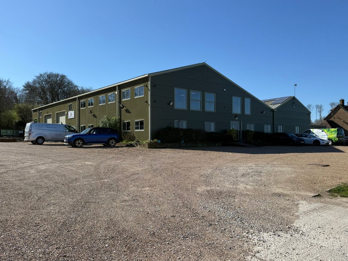 Shingle Barn, Smiths Hill, West Farleigh, Maidstone, Kent, ME15 0PH