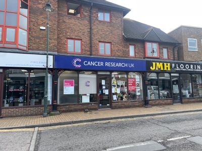 Property Image for 5 Commercial Road, Tonbridge, Paddock Wood, Kent, TN12 6EN