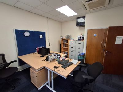 Property Image for 2nd Floor Offices, 130 Queens Road, Brighton, East Sussex, BN1 3WB