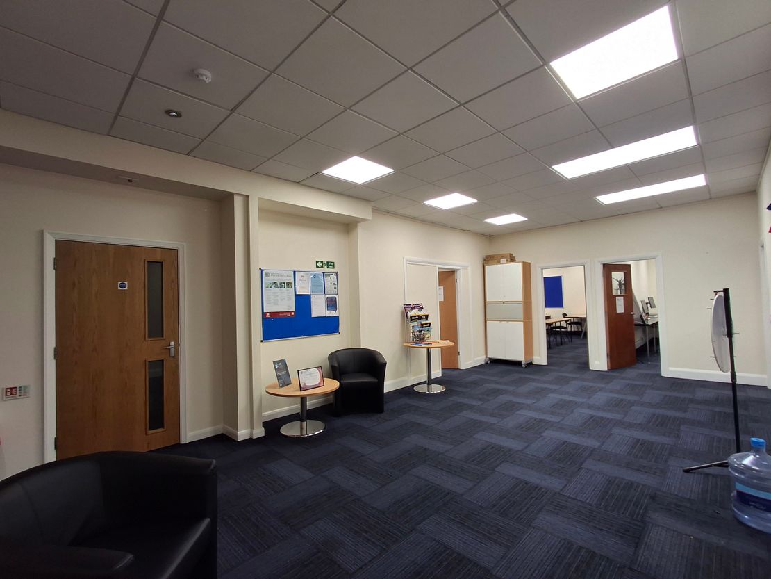 2nd Floor Offices, 130 Queens Road, Brighton, East Sussex, BN1 3WB