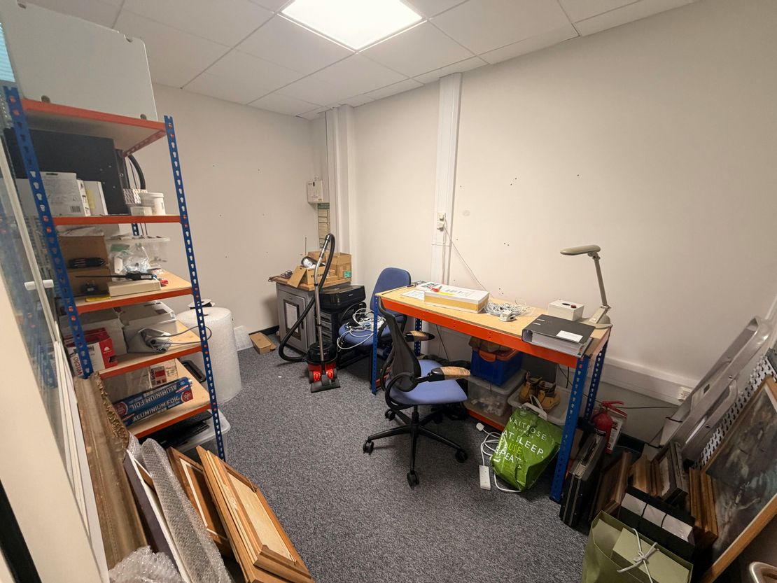 19 The Enterprise Centre, Coxbridge Business Park, Farnham, GU10 5EH