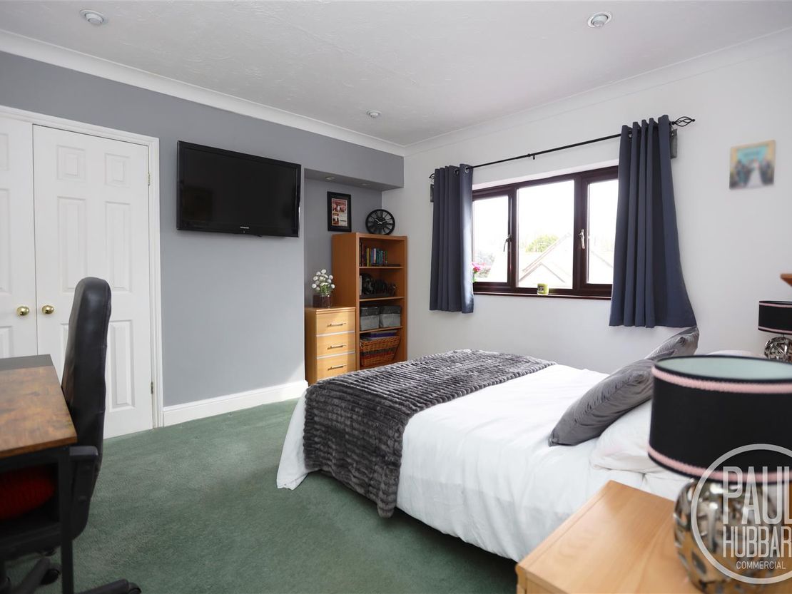 Beach Road, Winterton-on-Sea
