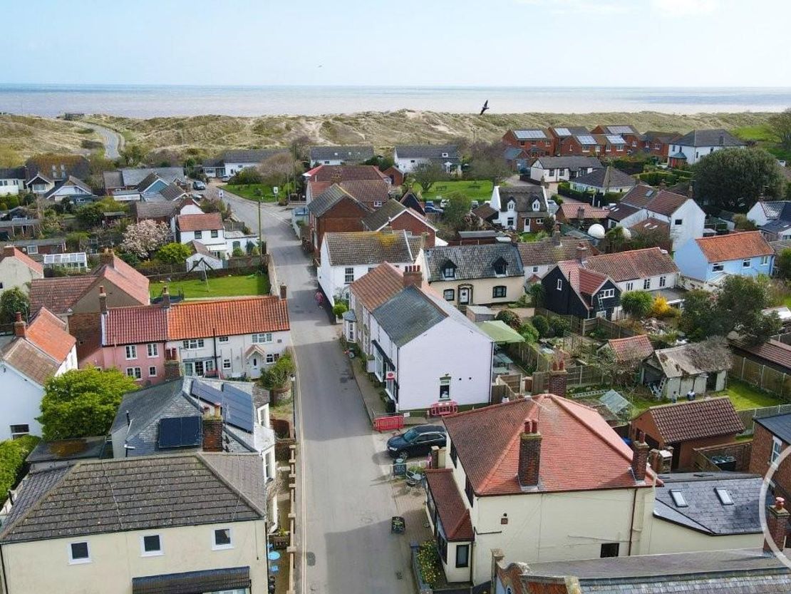 Beach Road, Winterton-on-Sea