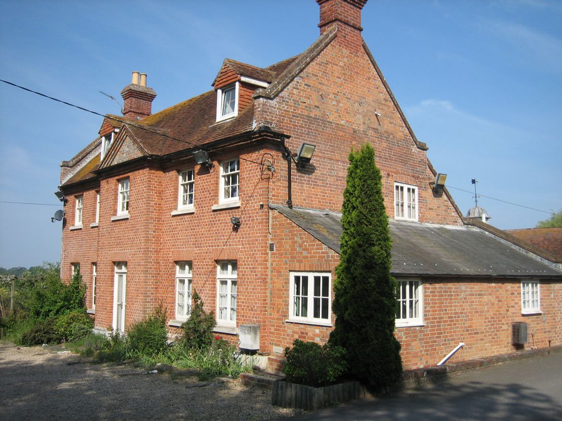 The Walhampton Arms, Walhampton Hill, Walhampton, Lymington, Hampshire, SO41 5RE