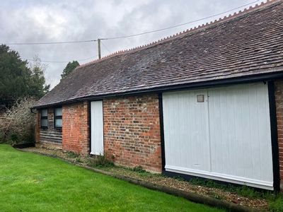Property Image for The Old Workshop, Eridge Road, Eridge Green, Tunbridge Wells, East Sussex, TN3 9JR