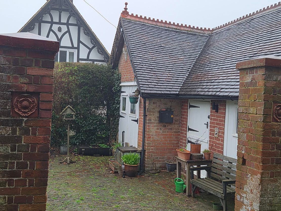 The Old Workshop, Eridge Road, Eridge Green, Tunbridge Wells, East Sussex, TN3 9JR