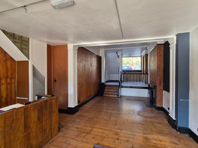 Property Image for 68 The Pantiles, Tunbridge Wells, Kent, TN2 5TN