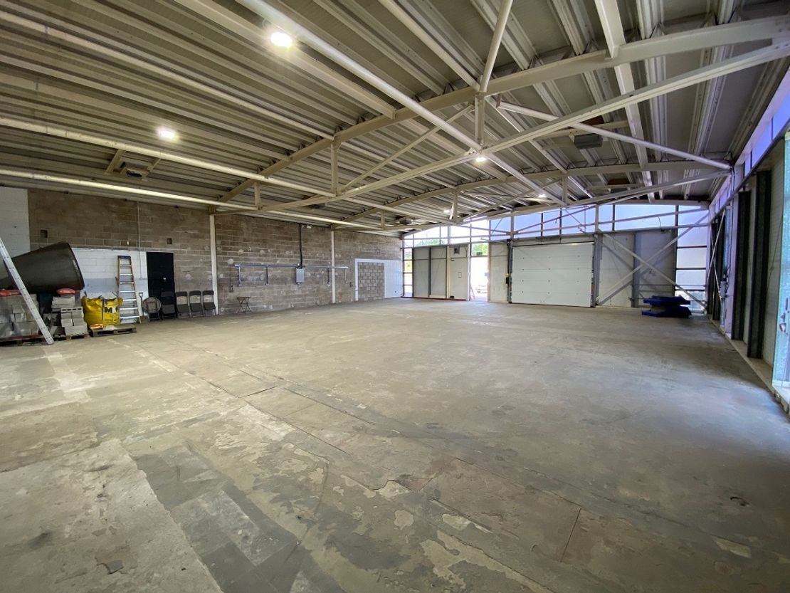 Unit 3 Mirage Business Park, Moorland Road, Burslem, Stoke On Trent, Staffordshire, ST6 1FB