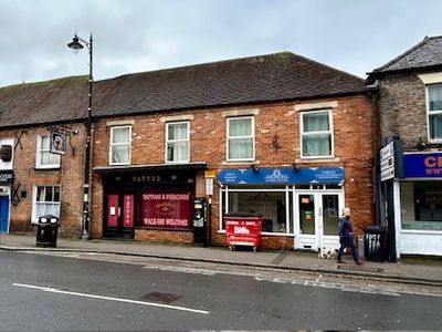 Property Image for 38A & 38B Bartholomew Street, Newbury, West Berkshire, RG14 5LL