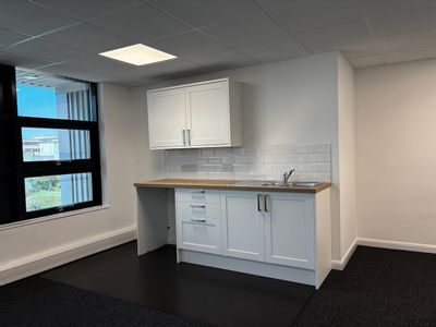 Property Image for Unit 10 Sundon Business Park, Dencora Way, Luton, LU3 3HP