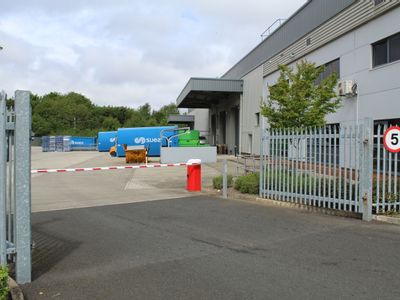 Property Image for 12A Follingsby Close, Gateshead, Tyne And Wear, NE10 8YG