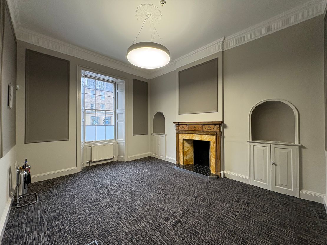 110 George Street, Edinburgh, EH2 4LH