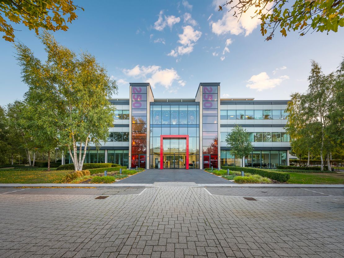 250 Longwater Avenue, Green Park, Reading, RG2 6GE