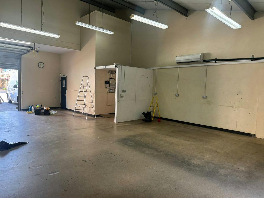 Unit 19, Windmill Farm Business Centre, Bristol, BS3 4DB