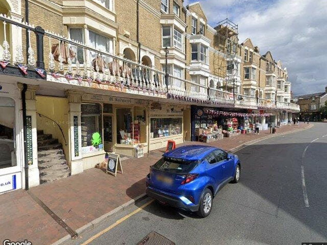32 Monson Road, Tunbridge Wells, TN1 1LU