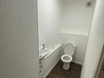 Property Image for Car Sales Pitch, Dawsons Lane, Barwell, Leicestershire, LE9 8BE