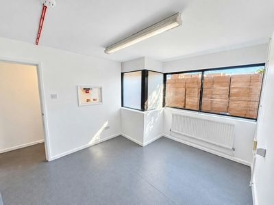 Property Image for 7 Harold Close, The Pinnacles, Harlow, CM19 5TH