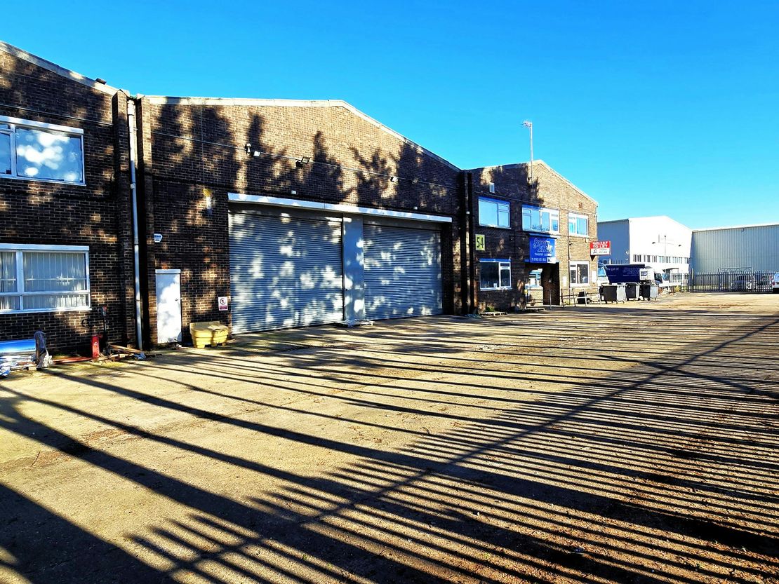 Unit 3 & Unit 5, Lancing Business Park, Blenheim Road, Lancing, BN15 8UQ