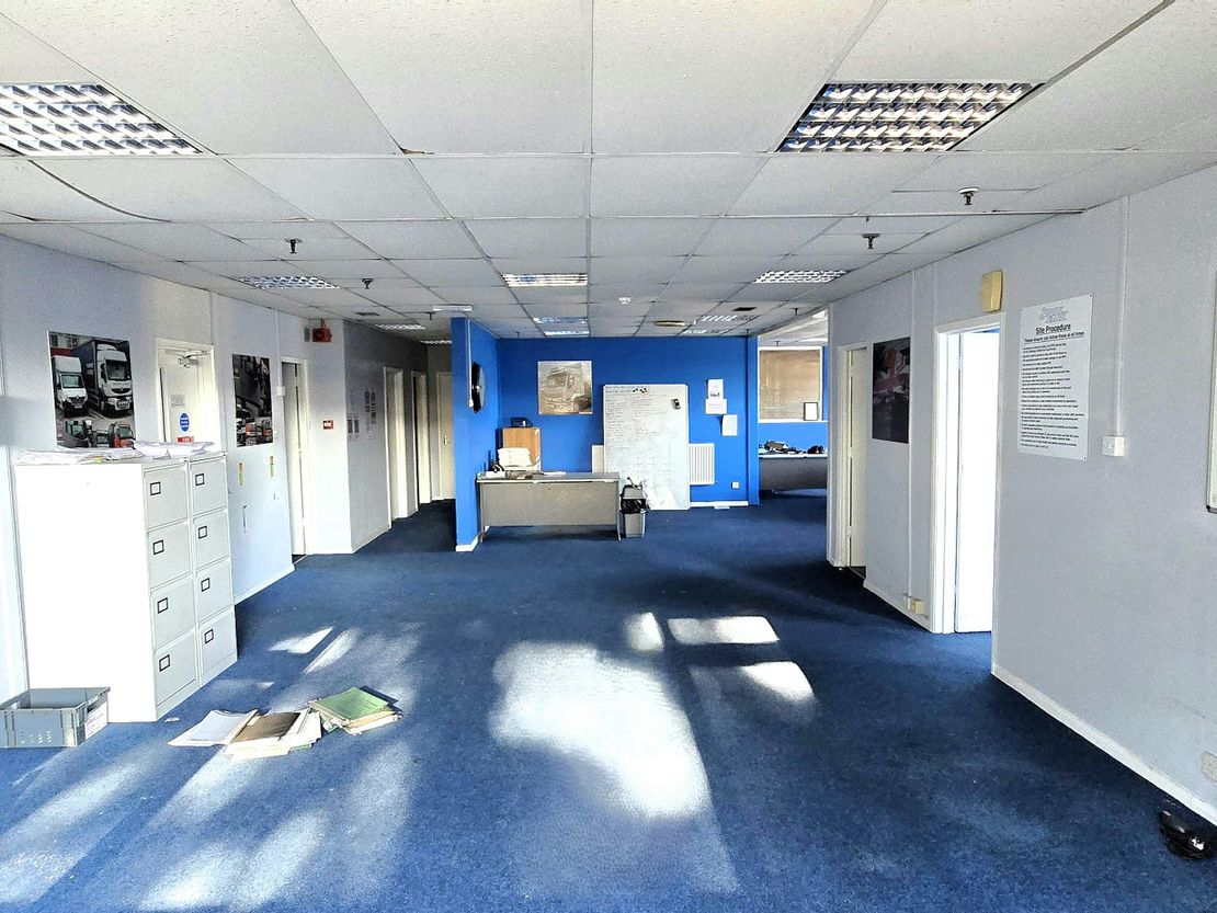 Unit 3 & Unit 5, Lancing Business Park, Blenheim Road, Lancing, BN15 8UQ